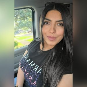 Meet your Posher, Karina